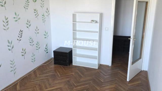 Stan, Dvosoban, Izdavanje, 69m2, Selenča, Gradska lokacija, Sombor