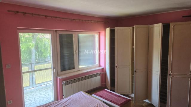 Kuća, četvorosoban, Prodaja, 156m2, Selenča, Gradska lokacija, Sombor