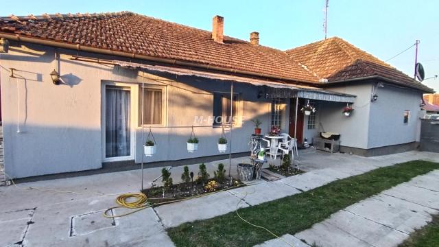 Kuća, četvorosoban, Prodaja, 147m2, Doroslovo, Okolno mesto, Sombor
