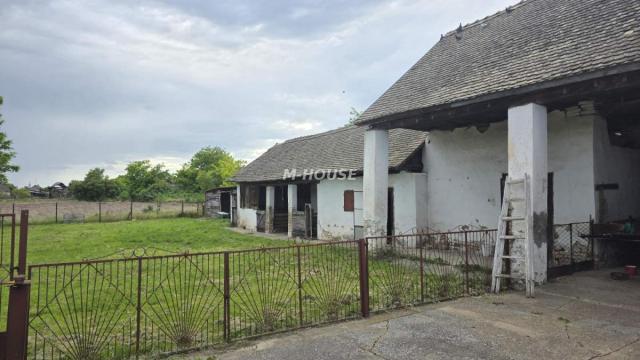 Kuća, četvorosoban, Prodaja, 161m2, Stapar, Okolno mesto, Sombor