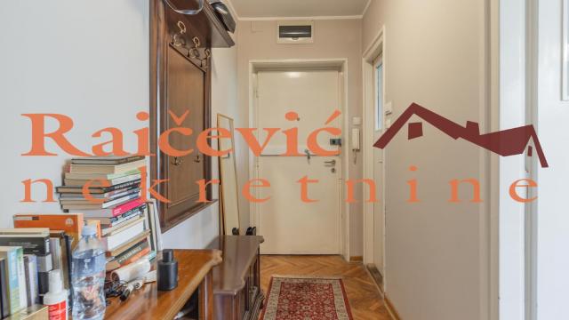 Stan, Dvosoban, Prodaja, 50m2, Kalenić pijaca, Vračar, Loznicka