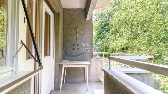 Stan, četvoroiposoban, Prodaja, 97m2, Kalenić pijaca, Vračar, Hadži Ruvimova