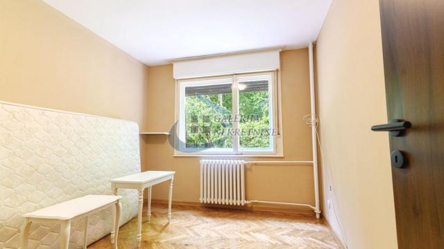 Stan, četvoroiposoban, Prodaja, 97m2, Kalenić pijaca, Vračar, Hadži Ruvimova