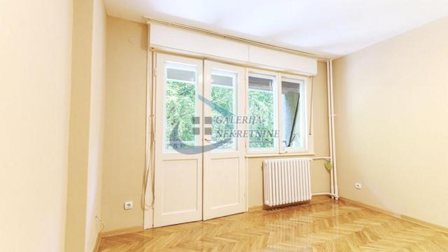 Stan, četvoroiposoban, Prodaja, 97m2, Kalenić pijaca, Vračar, Hadži Ruvimova