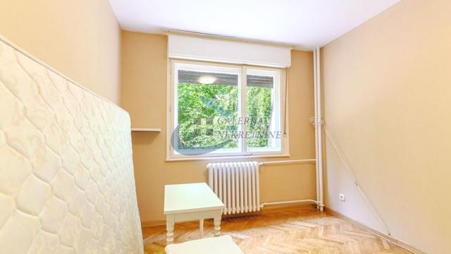 Stan, četvoroiposoban, Prodaja, 97m2, Kalenić pijaca, Vračar, Hadži Ruvimova