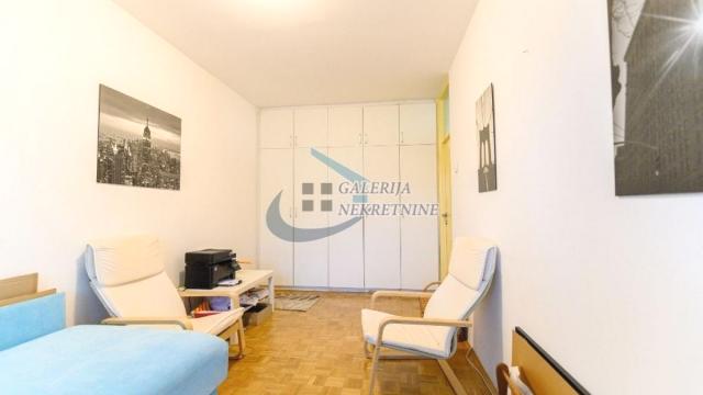Stan, četvorosoban, Prodaja, 112m2, Kalenić pijaca, Vračar, Sinđelićeva