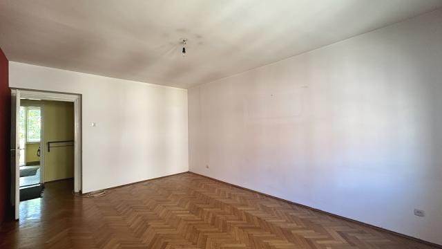 Stan, Dvoiposoban, Prodaja, 60m2, Sarajevska