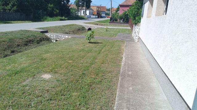 Kuća, Trosoban, Prodaja, 150m2, Kusadak, Okolno mesto, Kusadak