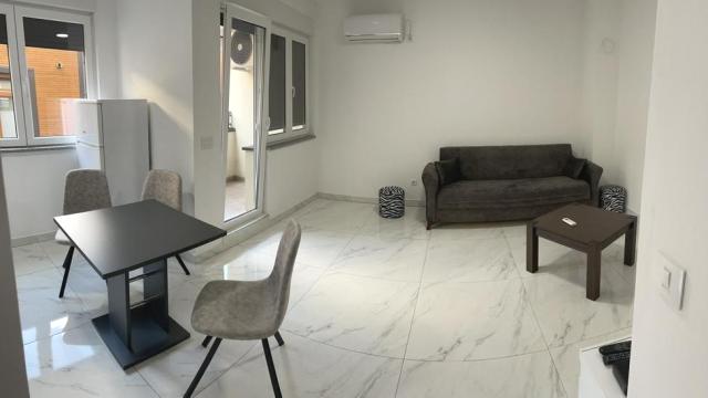 Stan, Jednoiposoban, Prodaja, 45m2, Gornji grad, Zemun, Slavonska
