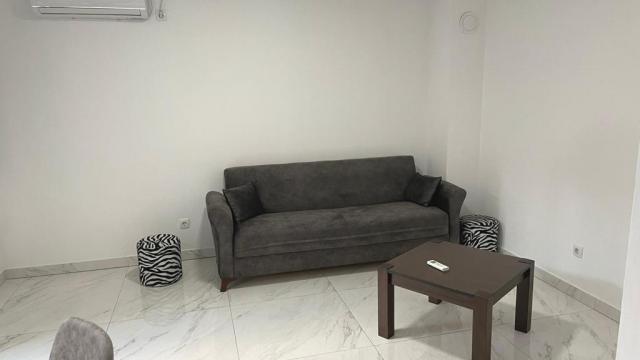 Stan, Jednoiposoban, Prodaja, 45m2, Gornji grad, Zemun, Slavonska