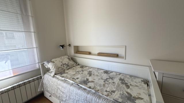 Stan, Dvoiposoban, Izdavanje, 85m2, Internacionalnih brigada