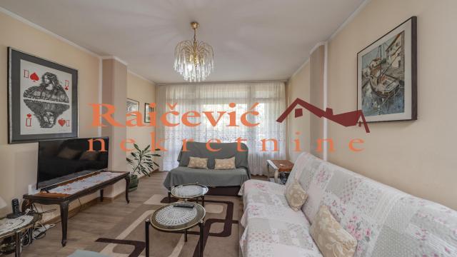 Stan, Trosoban, Prodaja, 84m2, Arena, Novi Beograd, Milutina Milankovica