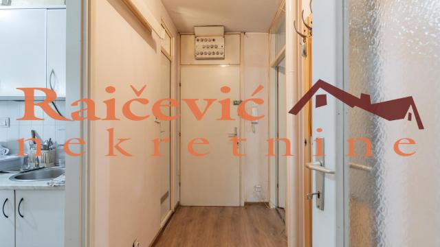 Stan, Trosoban, Prodaja, 84m2, Arena, Novi Beograd, Milutina Milankovica