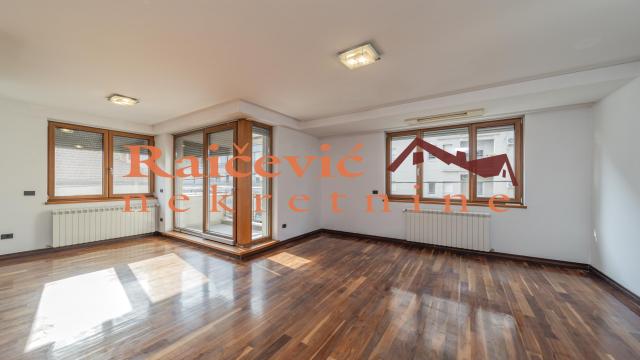 Stan, četvorosoban, Prodaja, 104m2, Crveni krst, Vračar, Save Tekelije