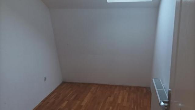 Stan, Trosoban, Prodaja, 57m2, Medaković 3, Voždovac, Pavla Popovića