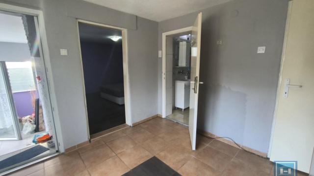 Kuća, Dvoiposoban, Prodaja, 60m2, Gradska lokacija, Ćuprija