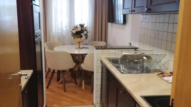 Stan, Dvosoban, Izdavanje, 67m2, Balkanska, Savski venac, Lomina