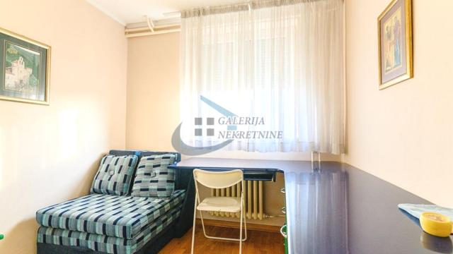 Stan, Dvoiposoban, Prodaja, 52m2, Trg Nikole Pašića, Stari grad, Dečanska