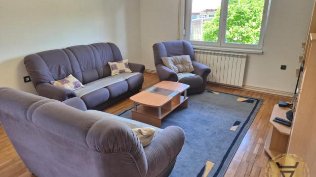 Kuća, Petosoban, Izdavanje, 220m2, Plavi horizonti, Zemun, Isidora Stojanovića