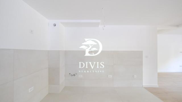 Stan, Petosoban i veći, Prodaja, 269m2, Dunavska