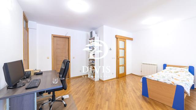 Kuća, Petosoban i veći, Prodaja, 302m2, Anice Savić Rebac