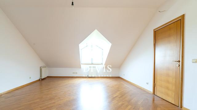 Kuća, Petosoban i veći, Prodaja, 302m2, Anice Savić Rebac