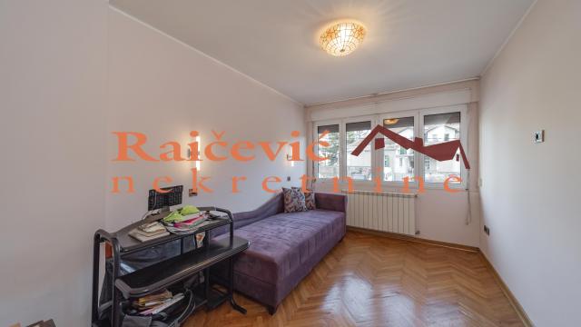Stan, Dvosoban, Izdavanje, 54m2, Kalenić pijaca, Vračar, Smiljaniceva
