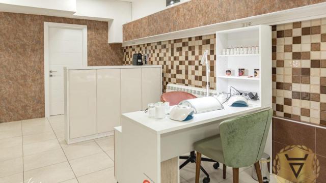 Poslovni prostor, Izdavanje, 140m2, Čubura, Vračar, Novopazarska