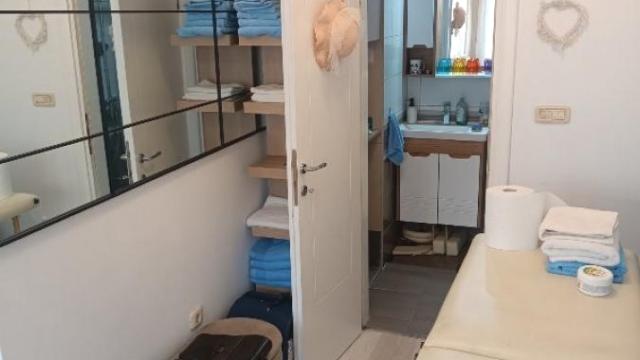 Poslovni prostor, Prodaja, 13m2, Hram svetog Save, Vračar, Šumatovačka