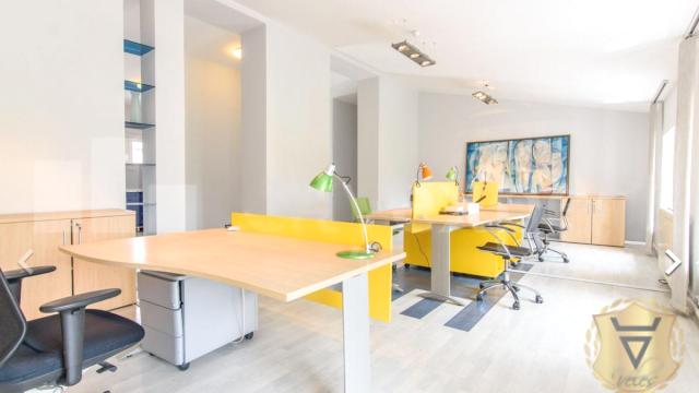 Poslovni prostor, Trosoban, Izdavanje, 140m2, Kalenić pijaca, Vračar, Golsvordijeva