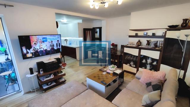 Stan, Trosoban, Prodaja, 78m2, Centar, Gradska lokacija, Jagodina