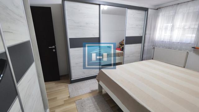 Stan, Trosoban, Prodaja, 78m2, Centar, Gradska lokacija, Jagodina