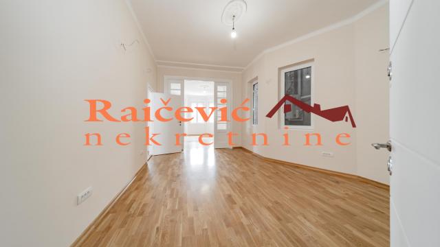 Stan, Troiposoban, Izdavanje, 94m2, Centar, Stari grad, Karadjordjeva