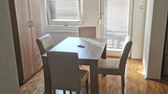 Stan, Jednosoban, Izdavanje, 33m2, Centar, Gradska lokacija, Jagodina