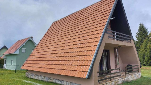 Kuća, četvorosoban, Prodaja, 105m2, Golija, Okolno mesto, Golija