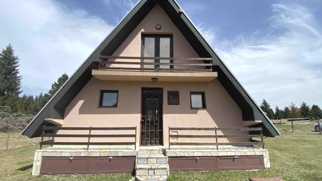 Kuća, četvorosoban, Prodaja, 105m2, Golija, Okolno mesto, Golija