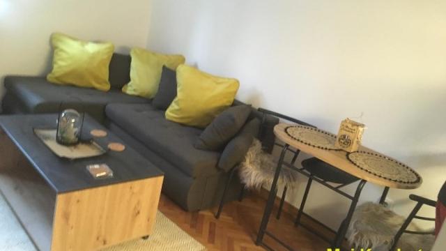 Stan, Garsonjera, Prodaja, 25m2, Banovo brdo, Čukarica, Žarka Vukovića Pucara