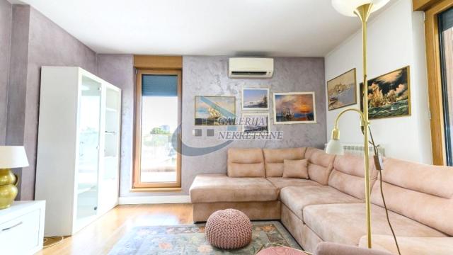 Stan, Dvosoban, Prodaja, 60m2, Gornji grad, Zemun, Dobanovačka