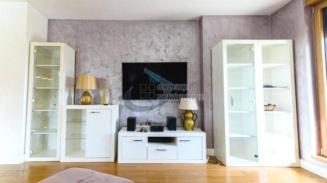 Stan, Dvosoban, Prodaja, 60m2, Gornji grad, Zemun, Dobanovačka