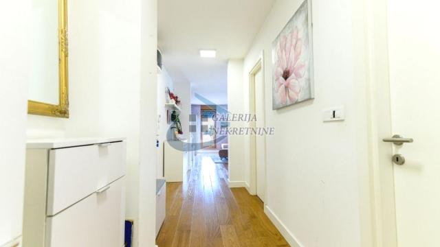 Stan, Dvosoban, Prodaja, 60m2, Gornji grad, Zemun, Dobanovačka