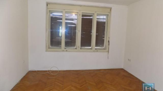 Stan, Trosoban, Izdavanje, 68m2, Centar, Gradska lokacija, Paraćin