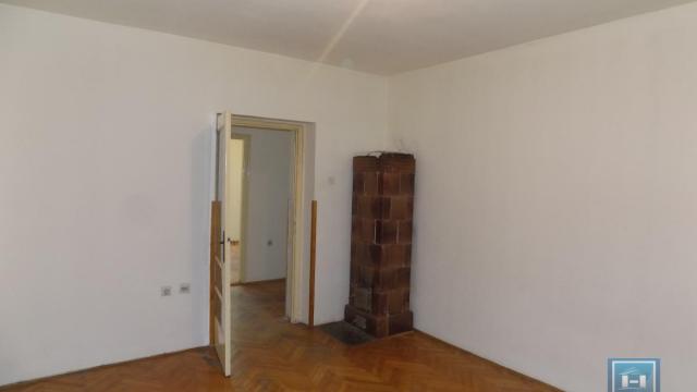Stan, Trosoban, Izdavanje, 68m2, Centar, Gradska lokacija, Paraćin