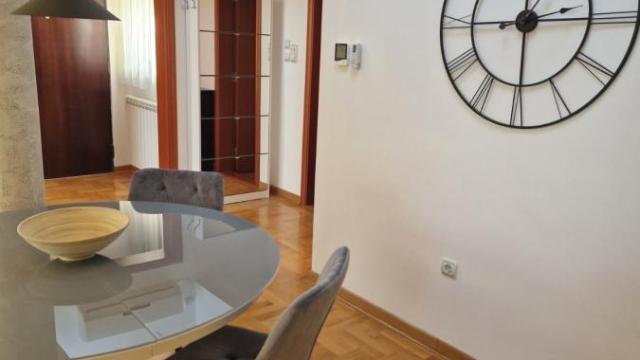 Stan, Trosoban, Izdavanje, 60m2, Dedinje, Savski venac, Koste Racina
