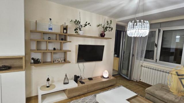 Stan, Dvosoban, Izdavanje, 52m2, Lekino brdo, Voždovac, Maksima Gorkog