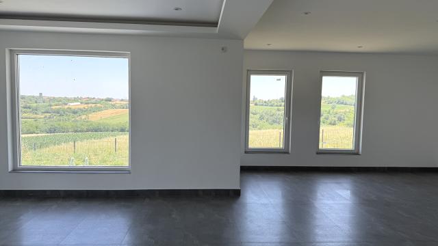Kuća, Trosoban, Prodaja, 136m2, Sopot, Kastaljanska