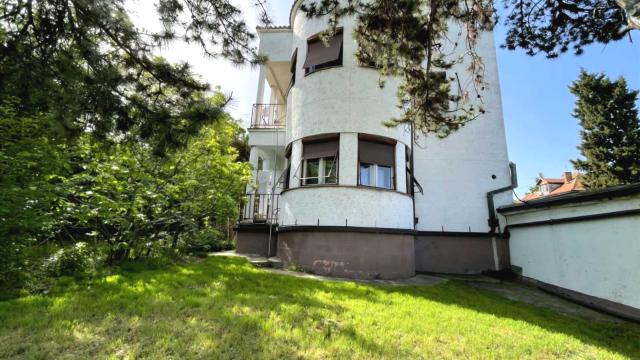 Kuća, Petosoban i veći, Prodaja, 402m2, Kalvarija, Zemun, Dr Nedeljka Ercegovca