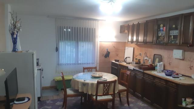 Kuća, Petosoban i veći, Prodaja, 184m2, Vojvodjanska 5
