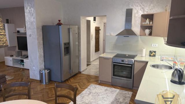 Stan, Dvosoban, Izdavanje, 55m2, Botanička bašta, Palilula, Takovska