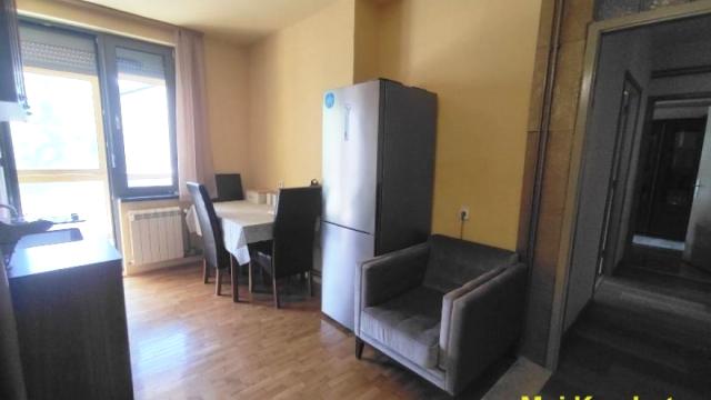 Stan, četvorosoban, Prodaja, 104m2, Gradska bolnica, Zvezdara, Čingrijina