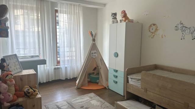 Stan, četvorosoban, Prodaja, 110m2, Južni bulevar